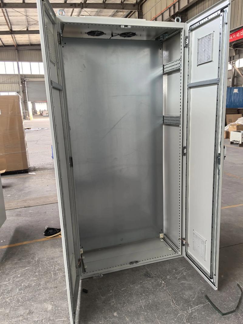 專業仿威圖機柜與操作臺，滿足您的工業機柜需求