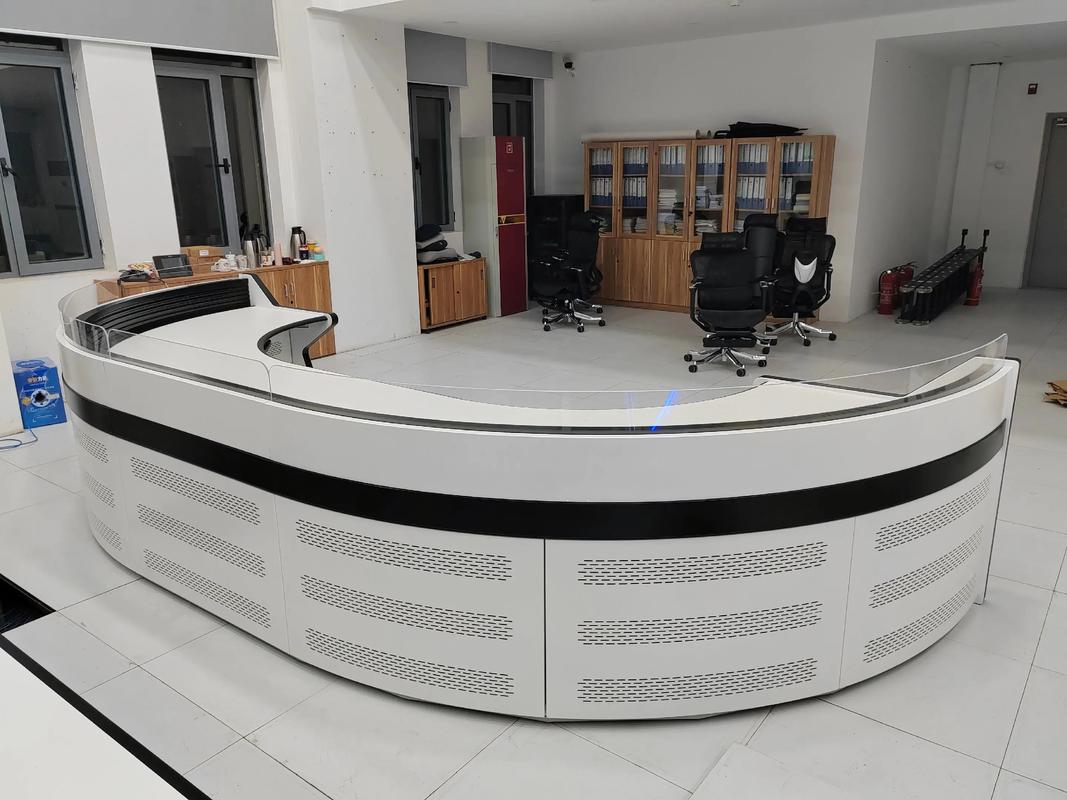 指揮中心操作臺、監控中心控制臺與電視墻操作臺的專業生產與安裝